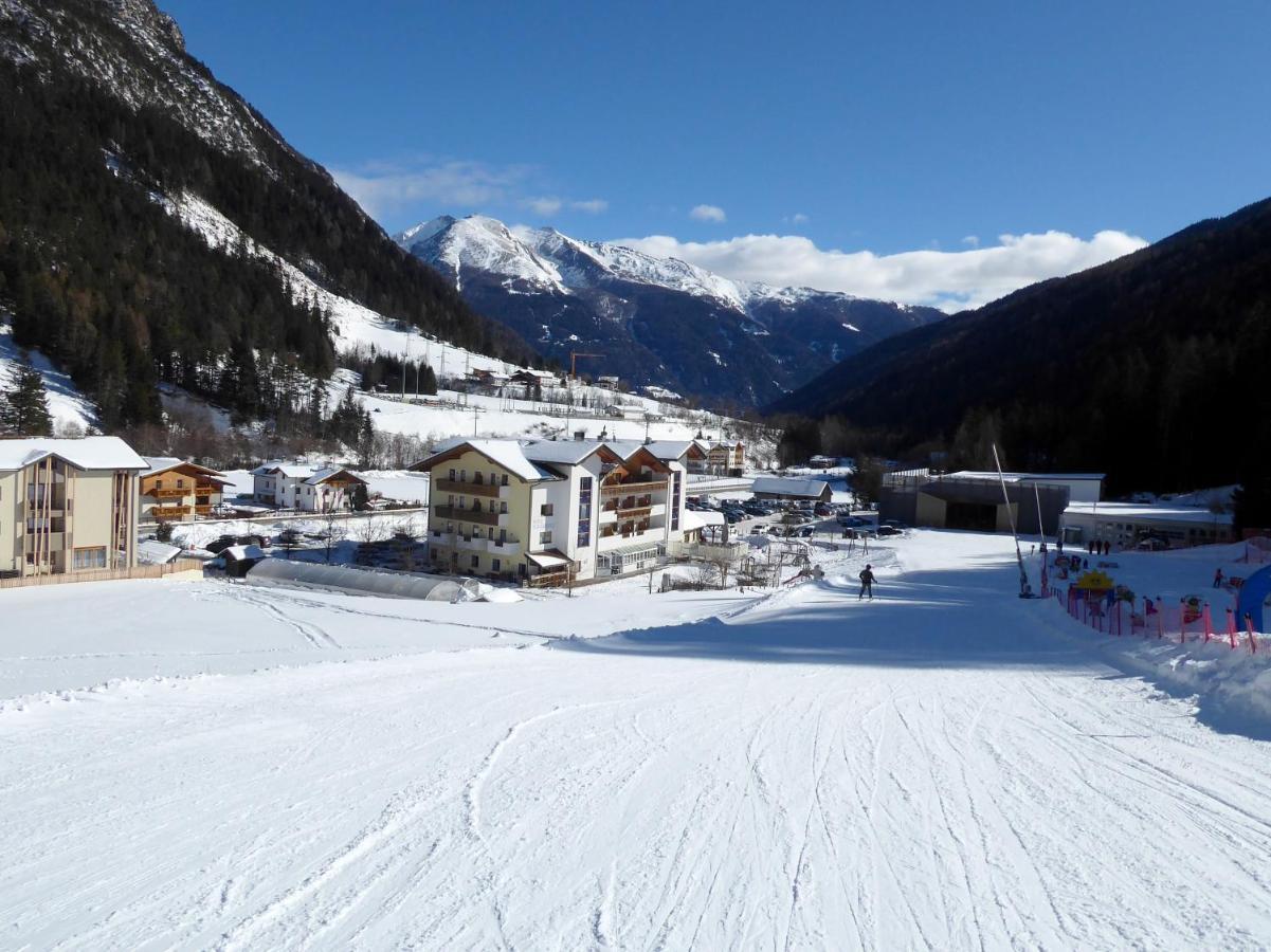 Hotel Bergkristall Brenner Exteriör bild