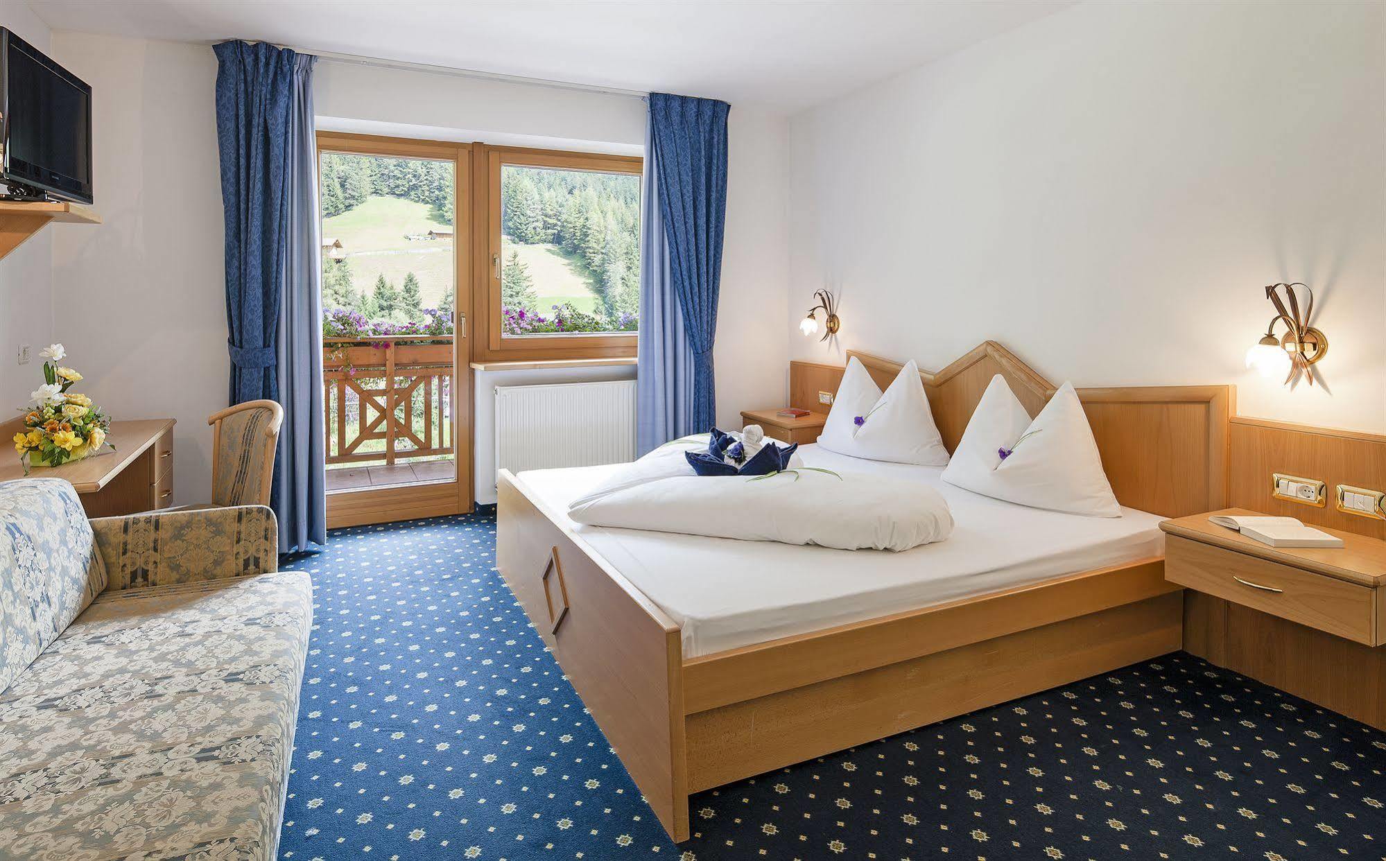 Hotel Bergkristall Brenner Exteriör bild
